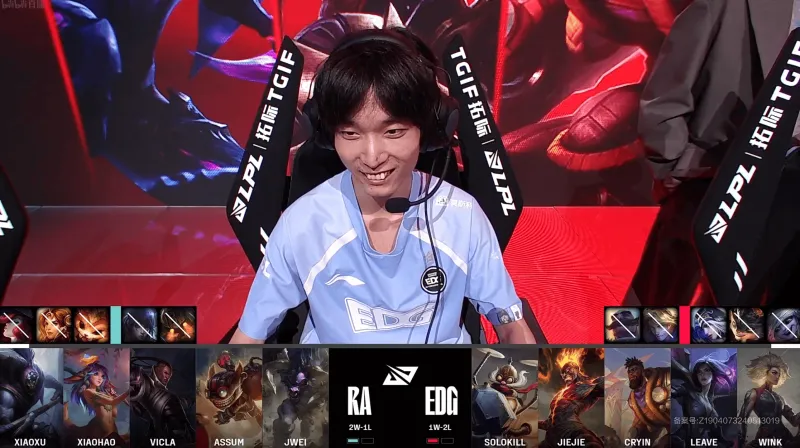 [赛后]RA 2-1 EDG：莉莉娅炸弹人团战完美配合，RA拒绝让一追二