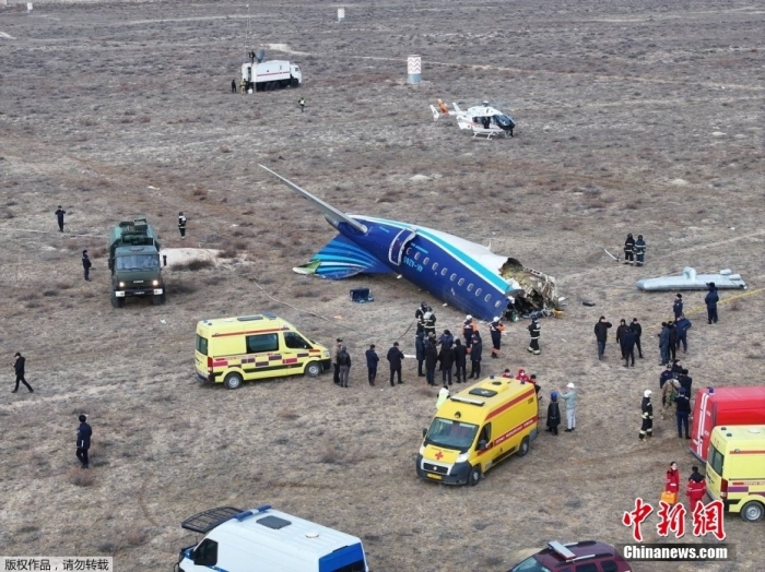 阿塞拜疆总统谈阿航客机失事原因