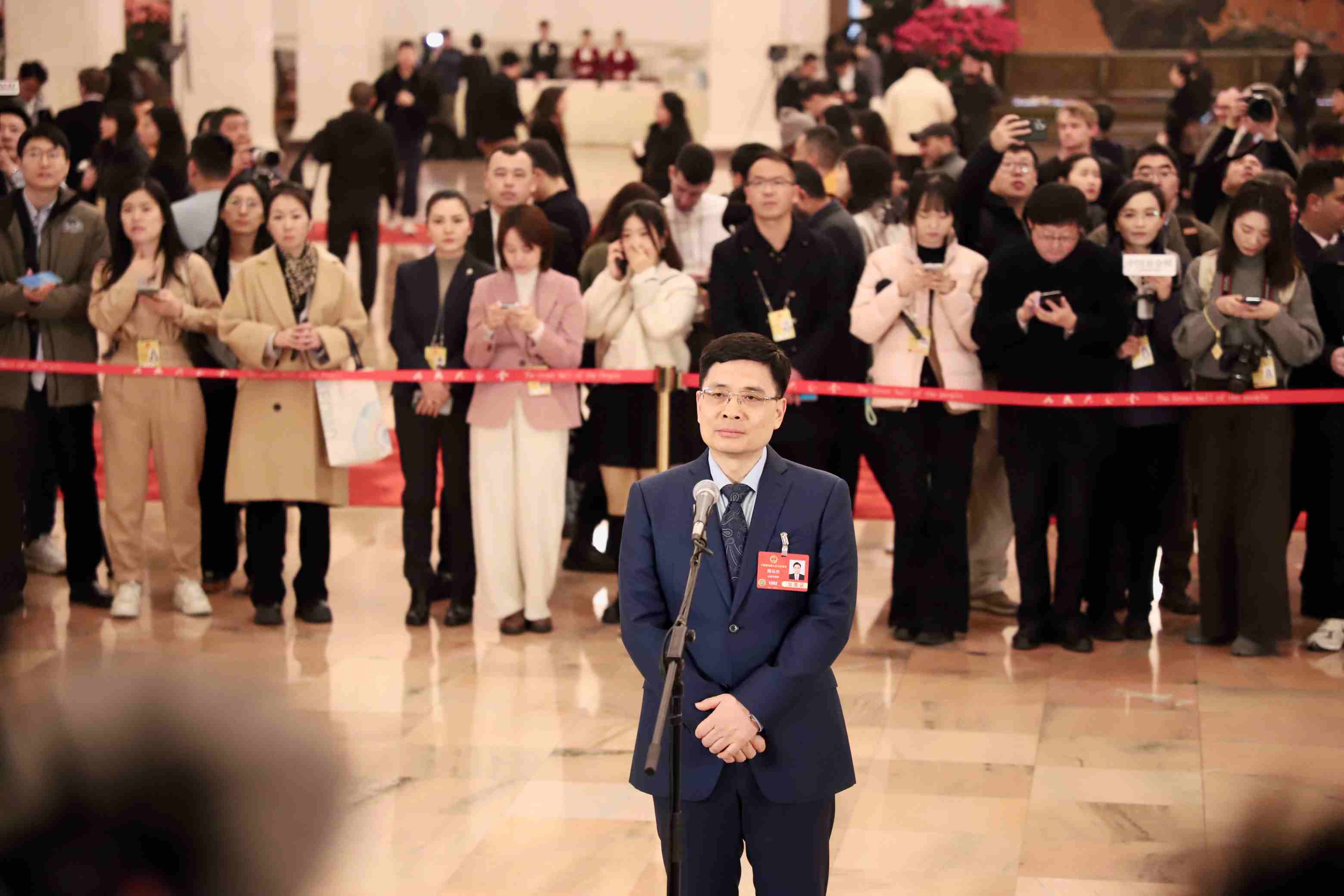海尔集团董事局主席周云杰：机器人将成未来家庭标配 可能不止一个